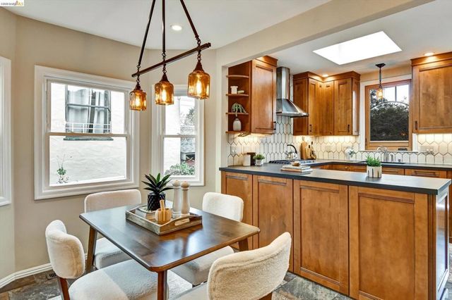 1259 1259 Portland Ave, Albany, CA 94706