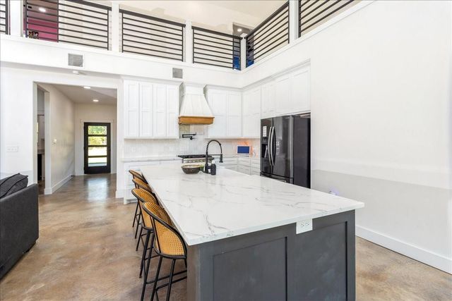 297 Bourrous Drive, Diboll, TX 75941