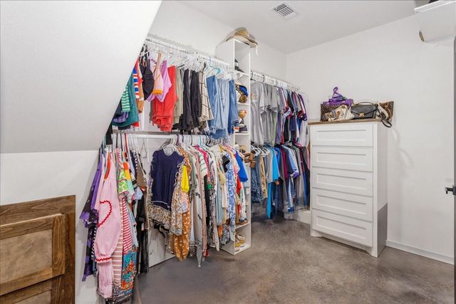 297 Bourrous Drive, Diboll, TX 75941