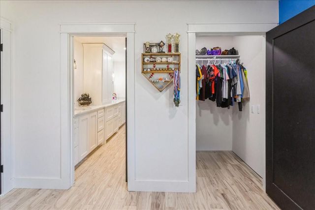 297 Bourrous Drive, Diboll, TX 75941