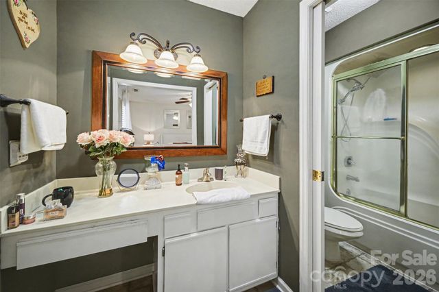 401 Holman Drive 4, Shelby, NC 28150