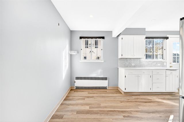 5 Seymour Place, White Plains, NY 10605