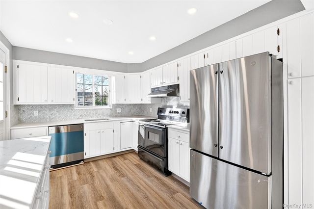 5 Seymour Place, White Plains, NY 10605