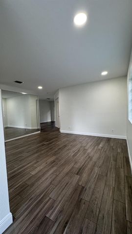 4967 Pelican Manor, Coconut Creek, FL 33073