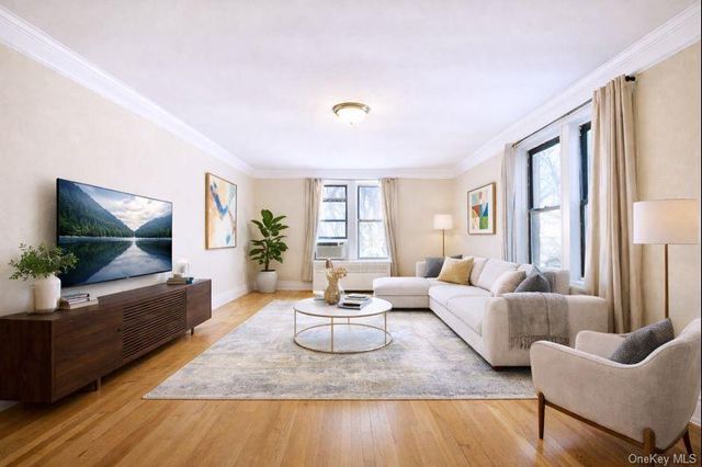 1080 Warburton Avenue Warburton 3G, Yonkers, NY 10701