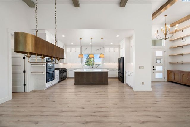 736 Mara Loop, Richland, WA 99352