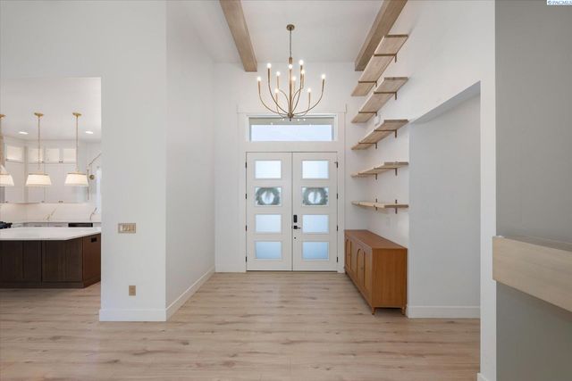 736 Mara Loop, Richland, WA 99352