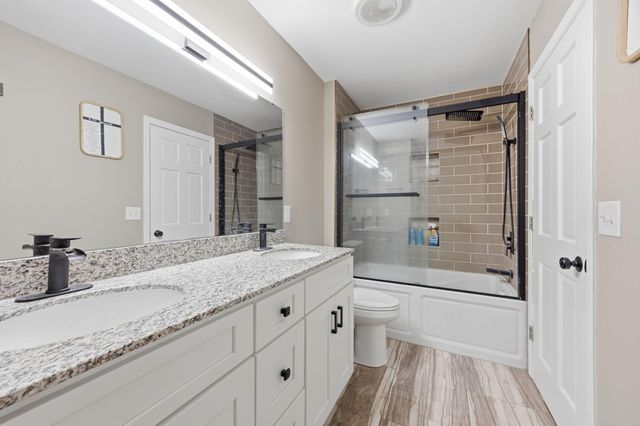 4442 Eakern Circle NE, Monticello, MN 55362