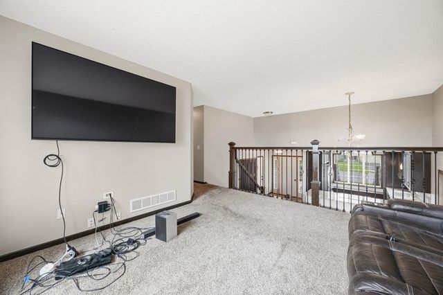 4442 Eakern Circle NE, Monticello, MN 55362