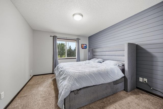 4442 Eakern Circle NE, Monticello, MN 55362