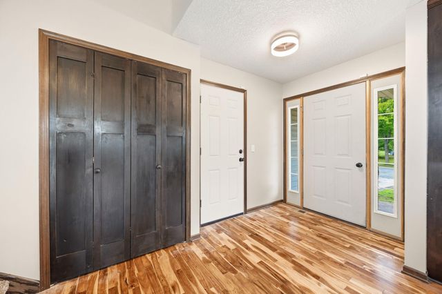 4442 Eakern Circle NE, Monticello, MN 55362