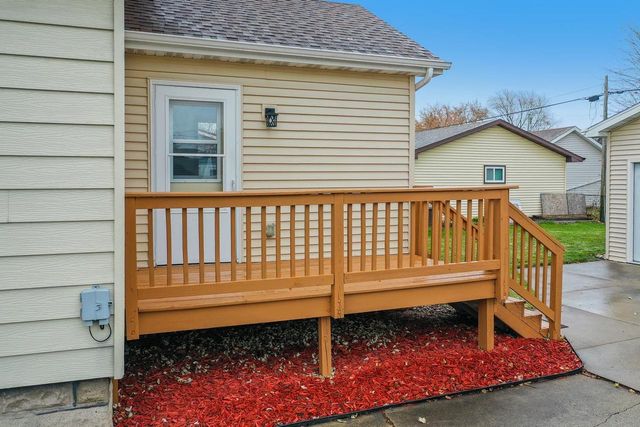 333 GRANDVIEW AVENUE, Menasha, WI 54952