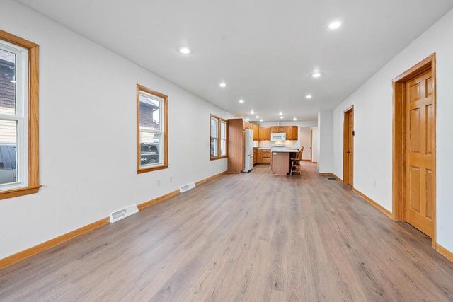 333 GRANDVIEW AVENUE, Menasha, WI 54952