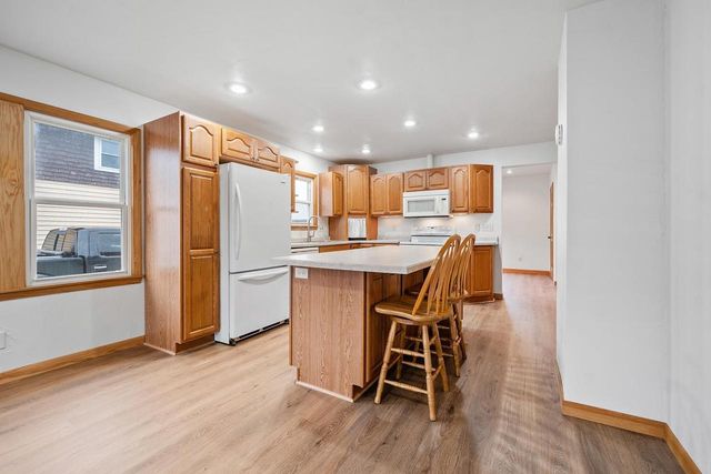 333 GRANDVIEW AVENUE, Menasha, WI 54952