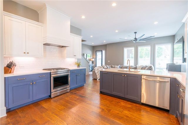 6405 Halcyon Way, Alpharetta, GA 30005