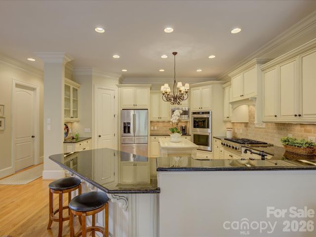 5060 Carmel Road, Charlotte, NC 28226