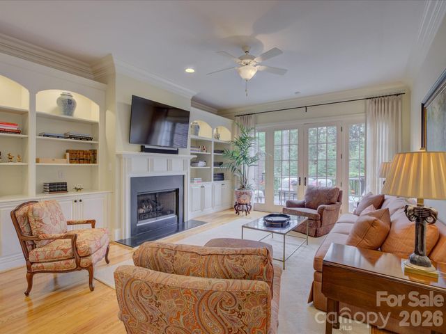 5060 Carmel Road, Charlotte, NC 28226