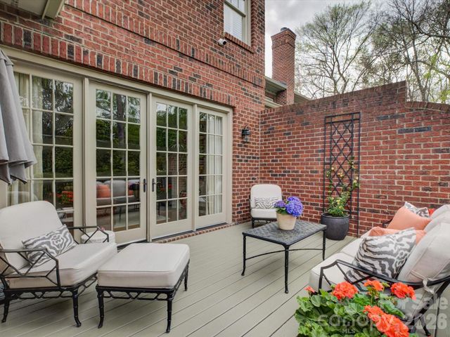 5060 Carmel Road, Charlotte, NC 28226