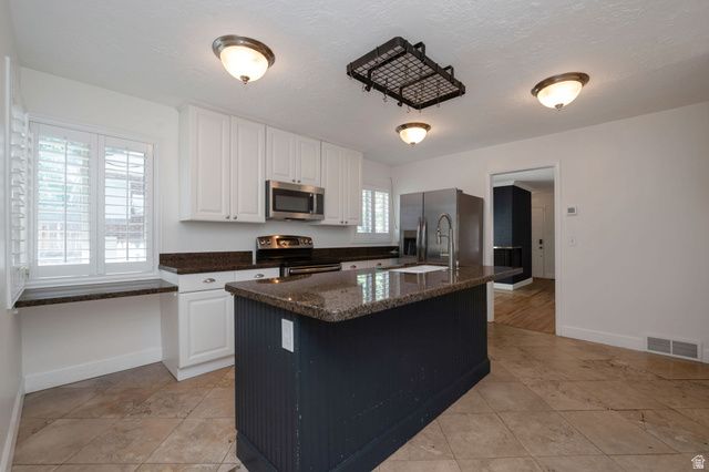 1911 E STRATFORD AVE, Salt Lake City, UT 84106