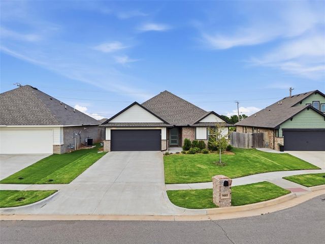 9005 NW 121st Terrace, Yukon, OK 73099