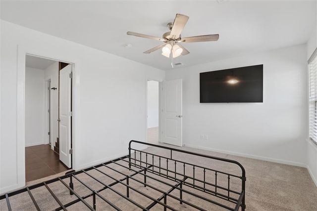 9005 NW 121st Terrace, Yukon, OK 73099