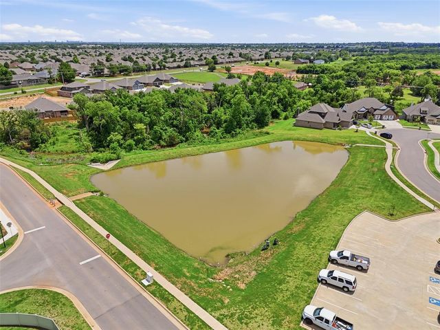 9005 NW 121st Terrace, Yukon, OK 73099