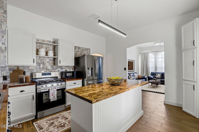 11665 Diana Lynn Court, El Paso, TX 79936