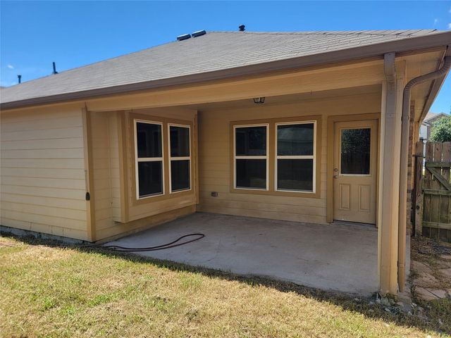 2526 Wood Park Boulevard, Conroe, TX 77304