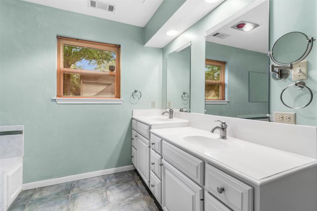 3238 Redwood Lodge Dr Drive, Houston, TX 77339