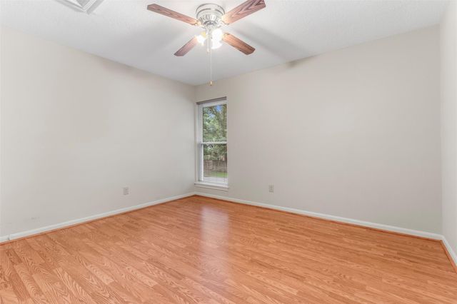 3238 Redwood Lodge Dr Drive, Houston, TX 77339