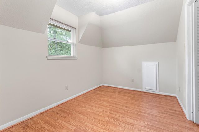 3238 Redwood Lodge Dr Drive, Houston, TX 77339