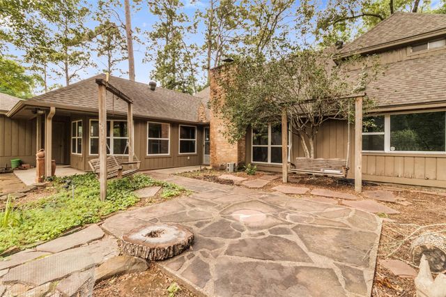 3238 Redwood Lodge Dr Drive, Houston, TX 77339