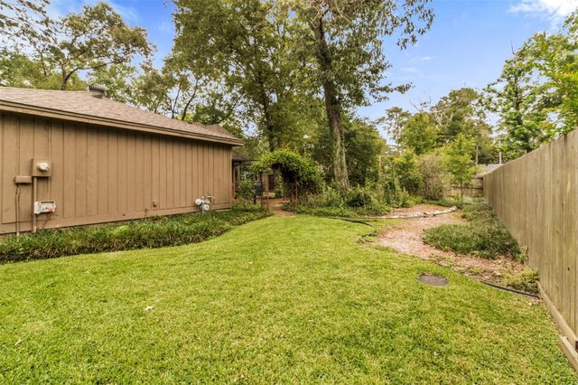 3238 Redwood Lodge Dr Drive, Houston, TX 77339