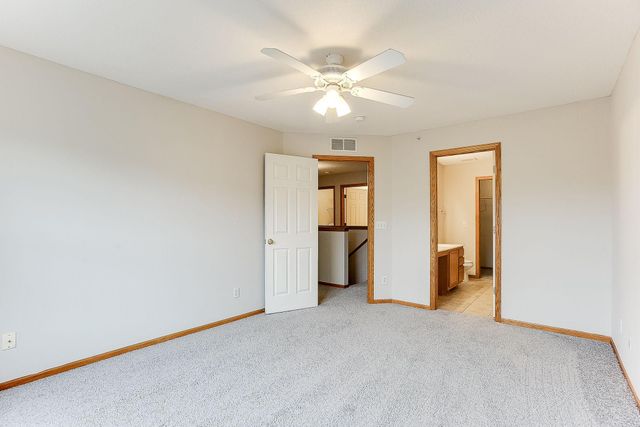 5040 Holly Lane N 3, Plymouth, MN 55446