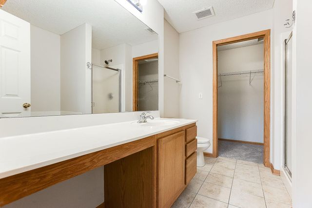 5040 Holly Lane N 3, Plymouth, MN 55446