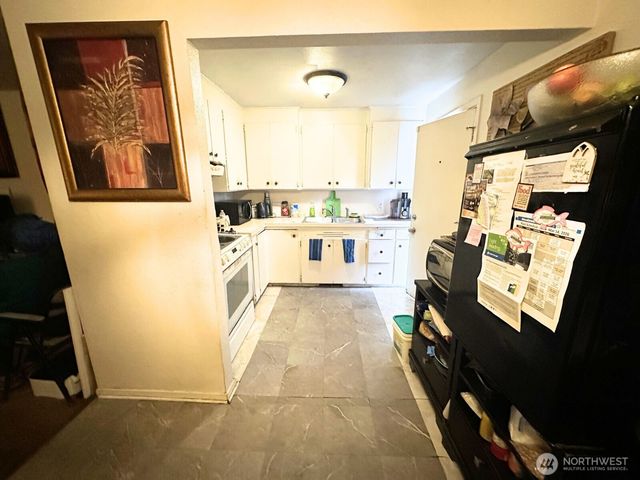 2903 E Union Street, Seattle, WA 98122