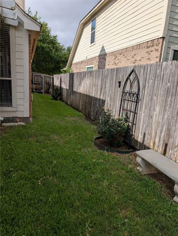 4468 Fountain Ridge Drive, Fort Worth, TX 76123