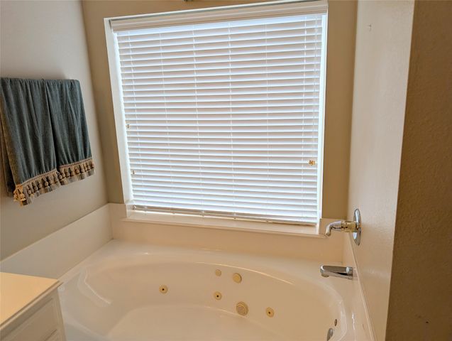 4468 Fountain Ridge Drive, Fort Worth, TX 76123