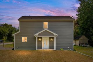 9755 Portage Trail, White Lake Twp, MI 48386