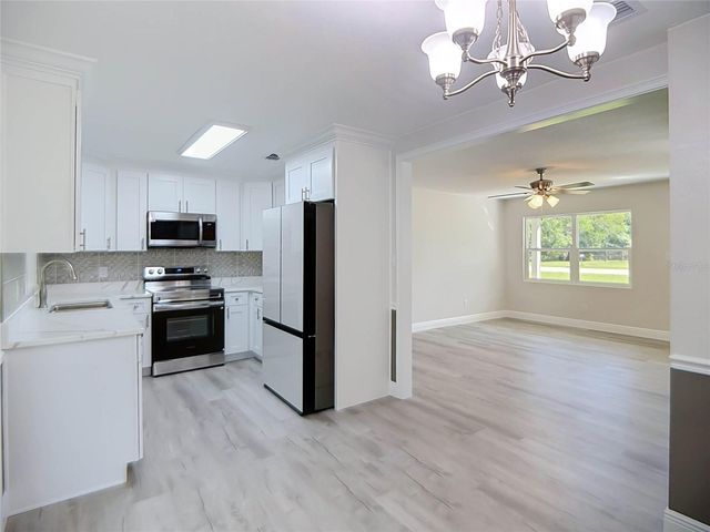 2806 KIMBERLY LANE, Auburndale, FL 33823