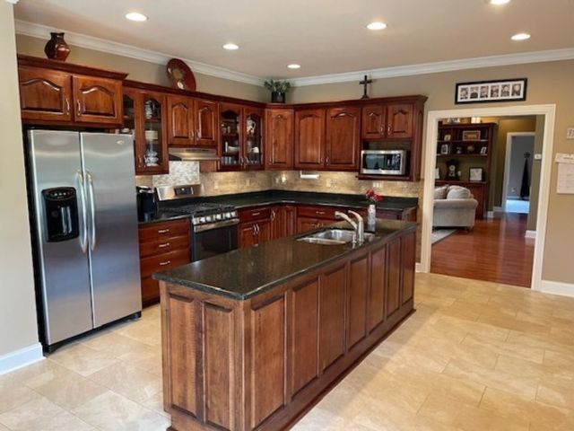 323 Ridgecrest Dr, Winchester, TN 37398