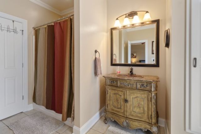 323 Ridgecrest Dr, Winchester, TN 37398