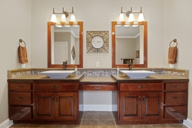 323 Ridgecrest Dr, Winchester, TN 37398