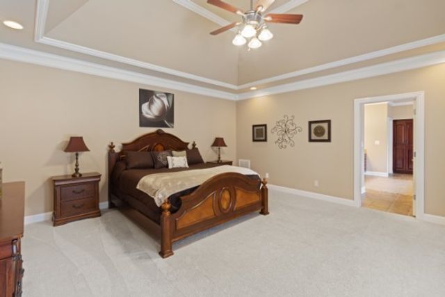 323 Ridgecrest Dr, Winchester, TN 37398