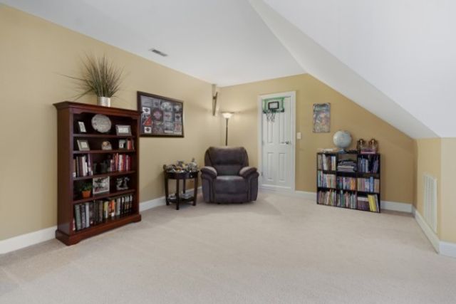 323 Ridgecrest Dr, Winchester, TN 37398