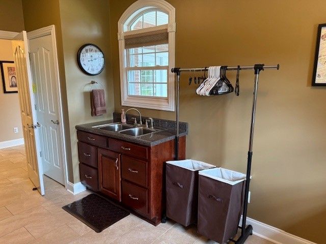 323 Ridgecrest Dr, Winchester, TN 37398