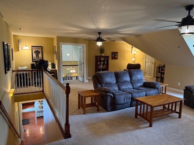 323 Ridgecrest Dr, Winchester, TN 37398