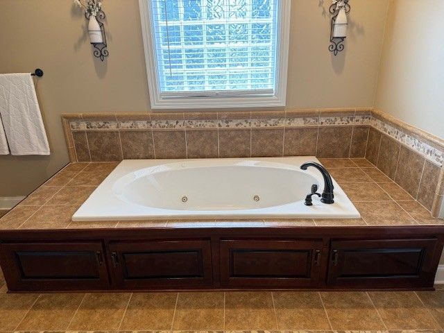 323 Ridgecrest Dr, Winchester, TN 37398