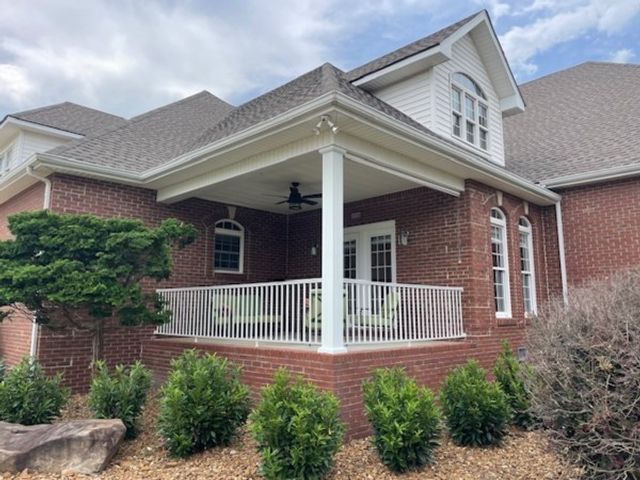 323 Ridgecrest Dr, Winchester, TN 37398