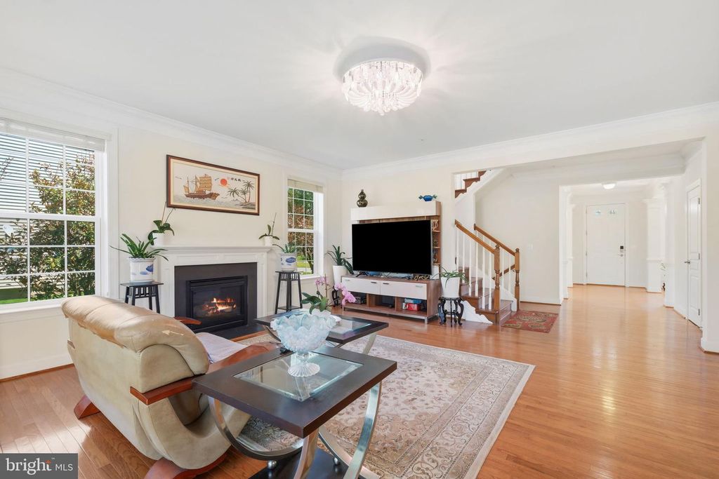 Image 18 of property listing at 17511 TOBOGGAN LN, Rockville, MD 20855